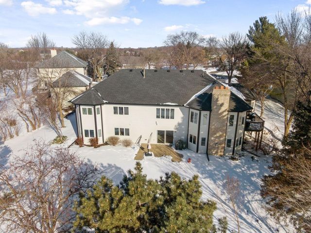 2065 Woodstone Court, Victoria, MN 55386