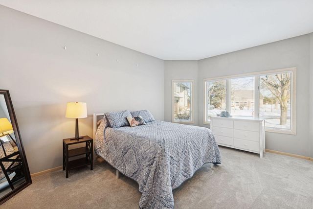 2065 Woodstone Court, Victoria, MN 55386