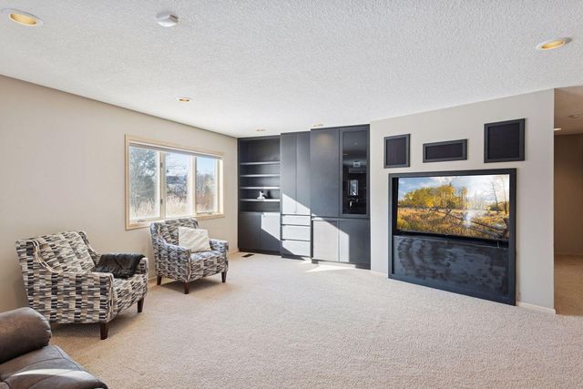 2065 Woodstone Court, Victoria, MN 55386