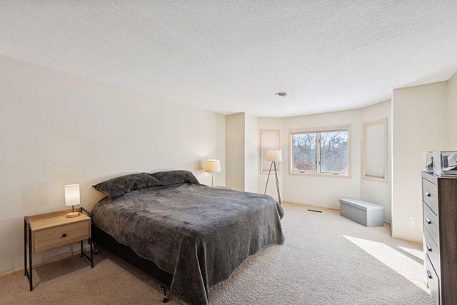 2065 Woodstone Court, Victoria, MN 55386