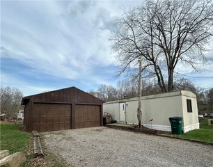 439 Hall Rd, Clay Twp, PA 16001
