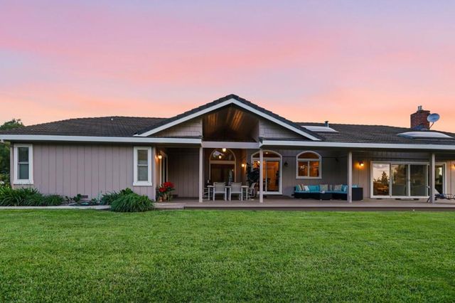 9508 Sugar Babe Drive, Gilroy, CA 95020