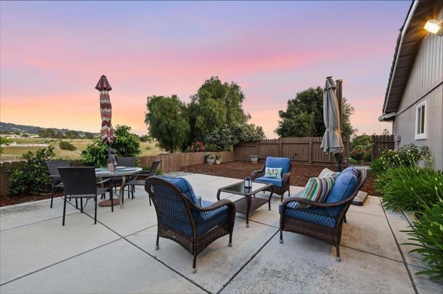 9508 Sugar Babe Drive, Gilroy, CA 95020