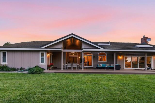 9508 Sugar Babe Drive, Gilroy, CA 95020