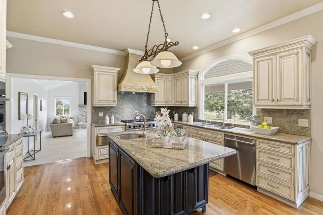9508 Sugar Babe Drive, Gilroy, CA 95020