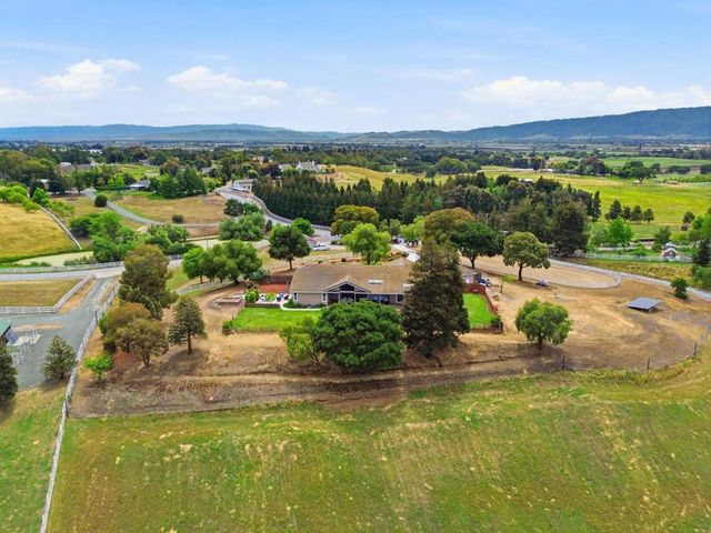9508 Sugar Babe Drive, Gilroy, CA 95020