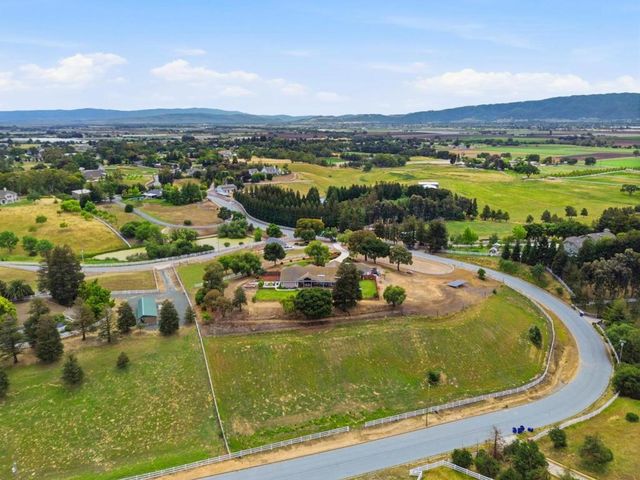 9508 Sugar Babe Drive, Gilroy, CA 95020