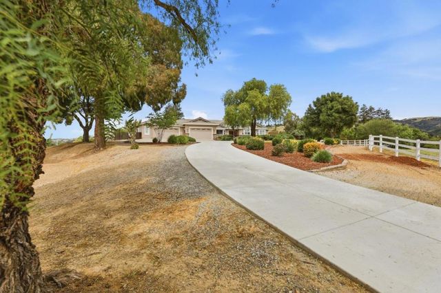 9508 Sugar Babe Drive, Gilroy, CA 95020