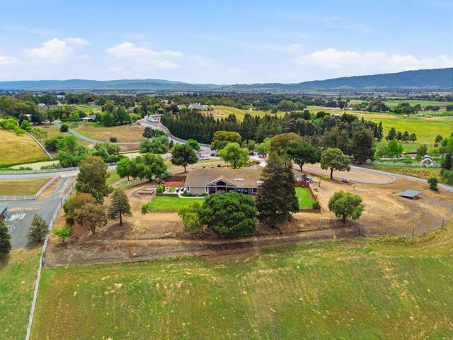 9508 Sugar Babe Drive, Gilroy, CA 95020