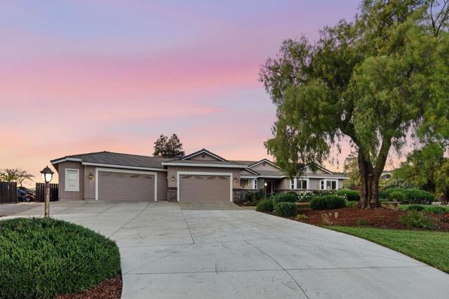 9508 Sugar Babe Drive, Gilroy, CA 95020