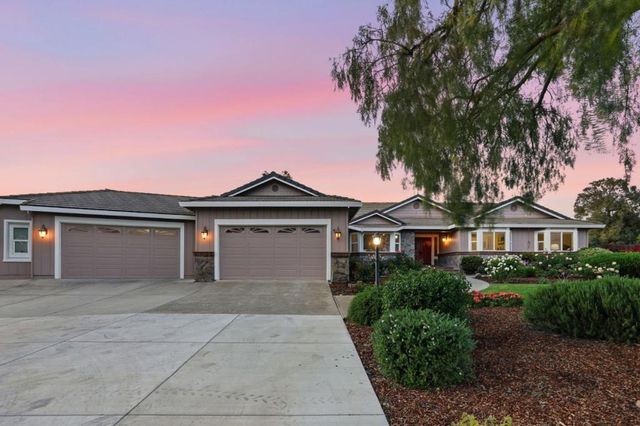 9508 Sugar Babe Drive, Gilroy, CA 95020