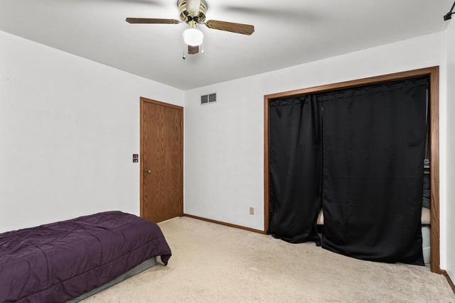 704 Meadow Court, Deforest, WI 53532