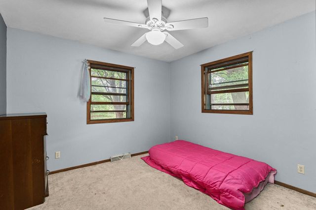 704 Meadow Court, Deforest, WI 53532