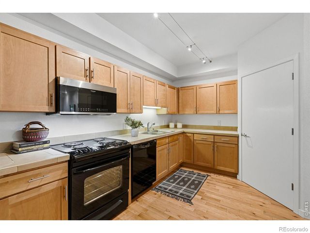 2810 E College Avenue 109, Boulder, CO 80303