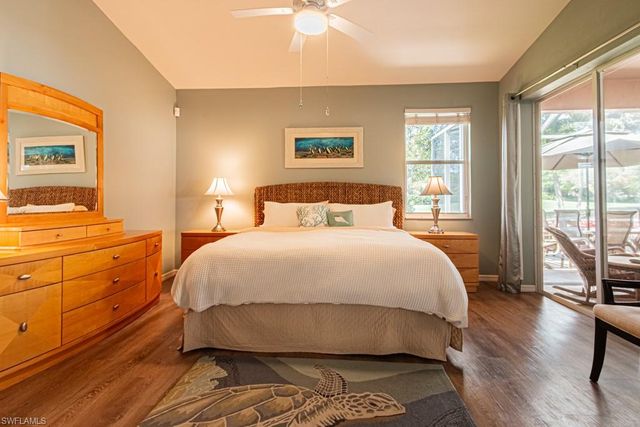 2256 Heritage Greens DR, Naples, FL 34119