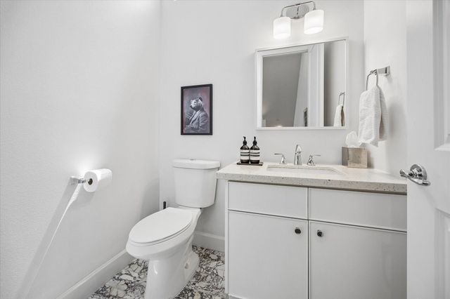 2423 Waugh Drive, Houston, TX 77006