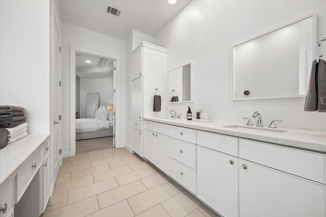 2423 Waugh Drive, Houston, TX 77006