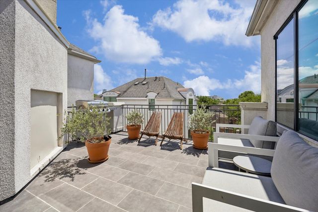 2423 Waugh Drive, Houston, TX 77006
