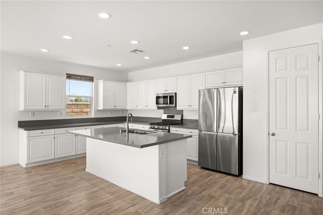 32567 Richardson, Menifee, CA 92584