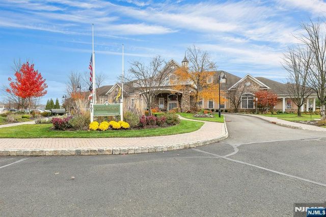 6 Cliff Road D2, Woodland Park, NJ 07424