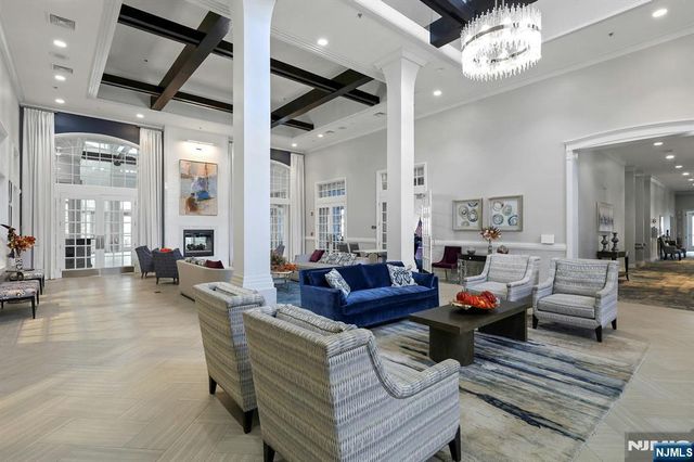 6 Cliff Road D2, Woodland Park, NJ 07424