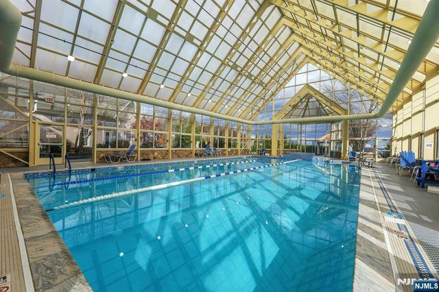 6 Cliff Road D2, Woodland Park, NJ 07424