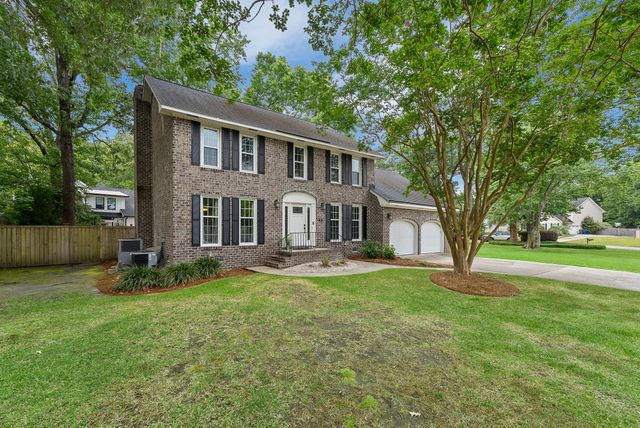 9 Windsor Drive, Charleston, SC 29407
