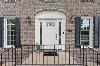 9 Windsor Drive, Charleston, SC 29407