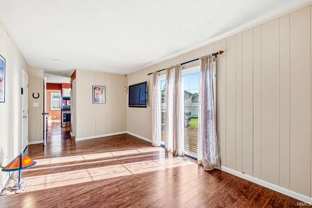1473 Cambridge Drive, South Bend, IN 46614