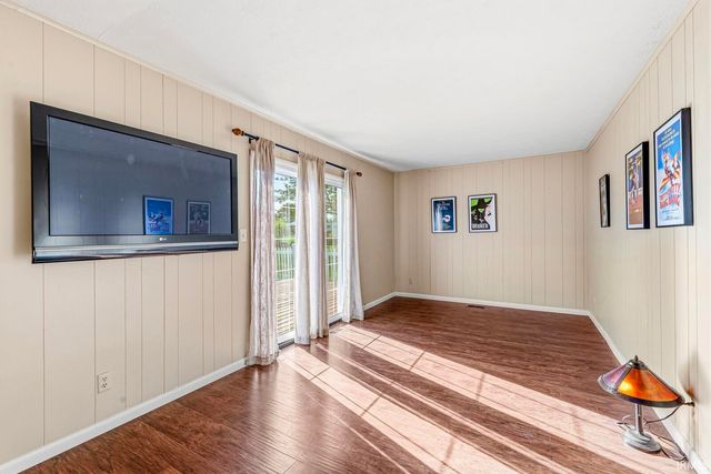 1473 Cambridge Drive, South Bend, IN 46614