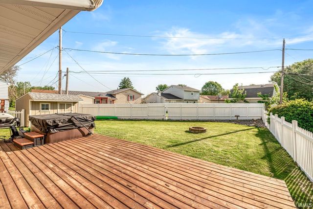 1473 Cambridge Drive, South Bend, IN 46614