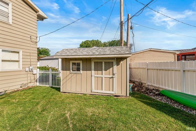 1473 Cambridge Drive, South Bend, IN 46614