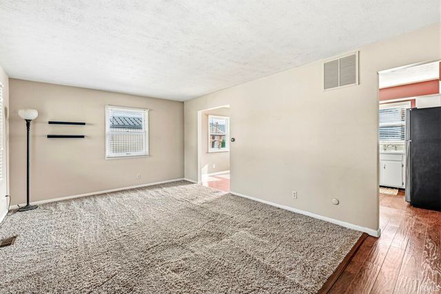 1473 Cambridge Drive, South Bend, IN 46614