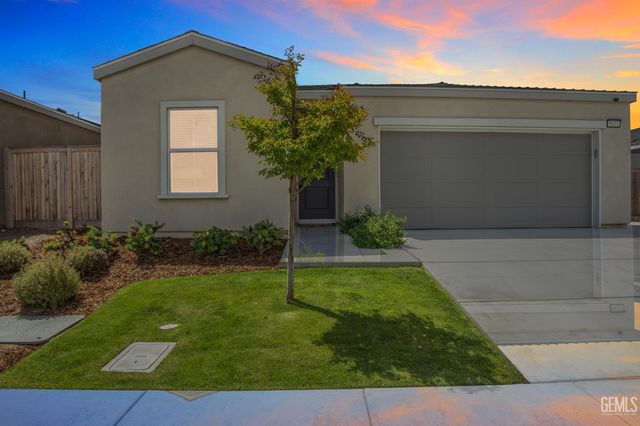 9611 Clear Ridge Way, Shafter, CA 93263