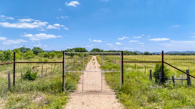 13132 State Highway 16, Medina, TX 78055