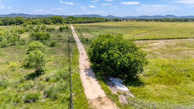 13132 State Highway 16, Medina, TX 78055