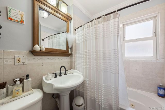 13435 226th Street, Laurelton, NY 11413