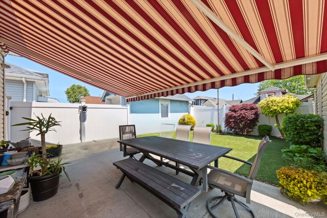 13435 226th Street, Laurelton, NY 11413