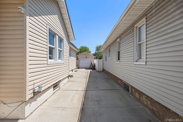 13435 226th Street, Laurelton, NY 11413