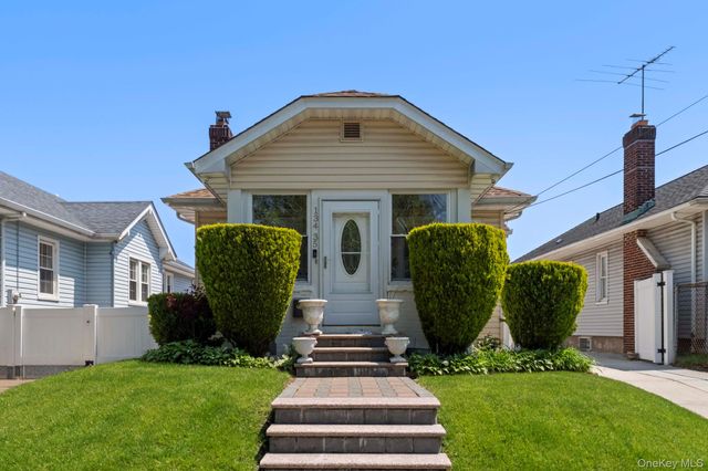13435 226th Street, Laurelton, NY 11413