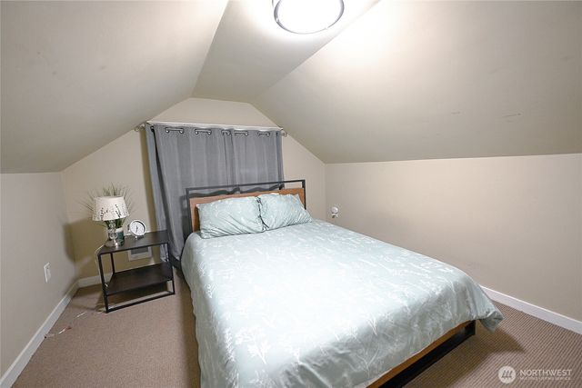 5306 18th Avenue S, Seattle, WA 98108