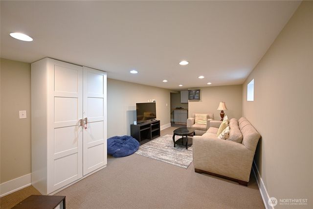 5306 18th Avenue S, Seattle, WA 98108