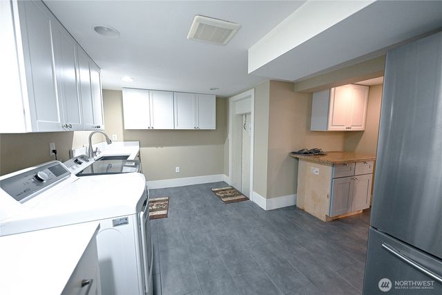 5306 18th Avenue S, Seattle, WA 98108