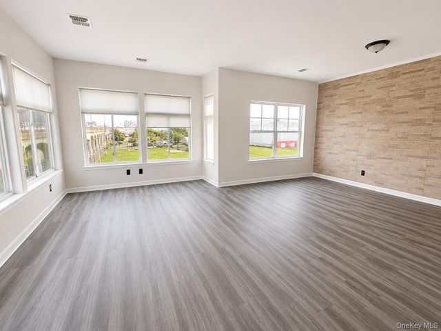 252 Beach Breeze Place, Arverne, NY 11692