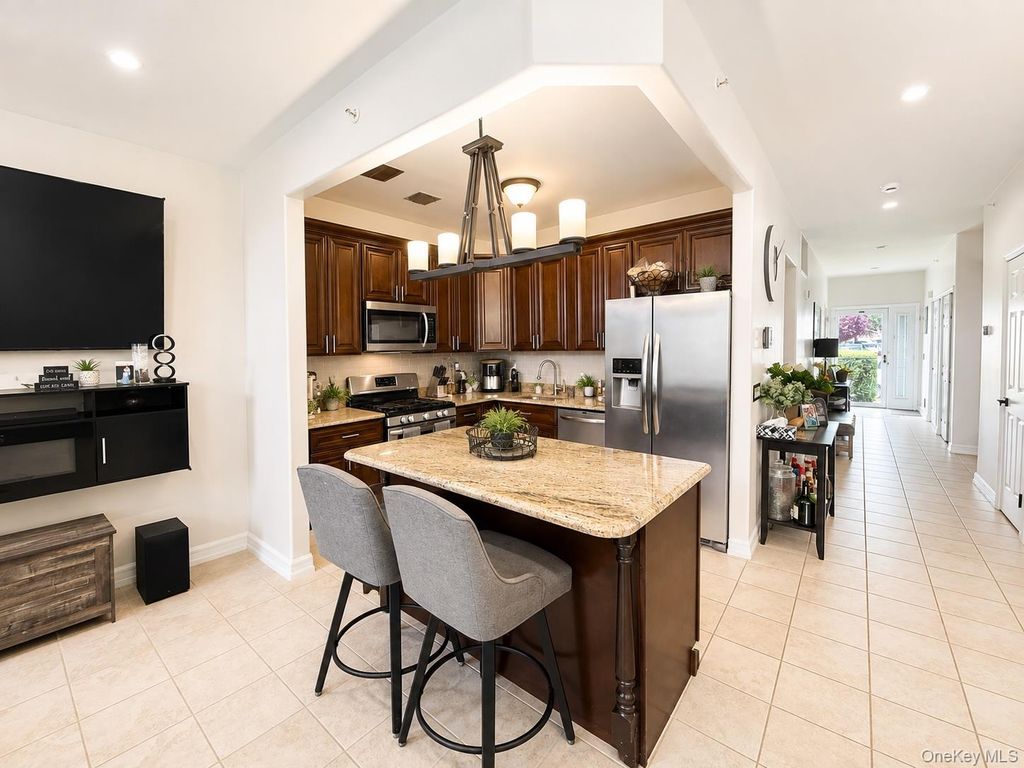 252 Beach Breeze Place, Arverne, NY 11692 — photo 3