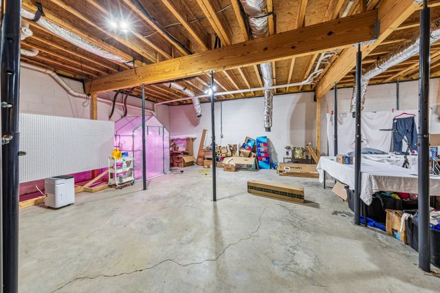 699 Puckett Rd, Watertown, TN 37184