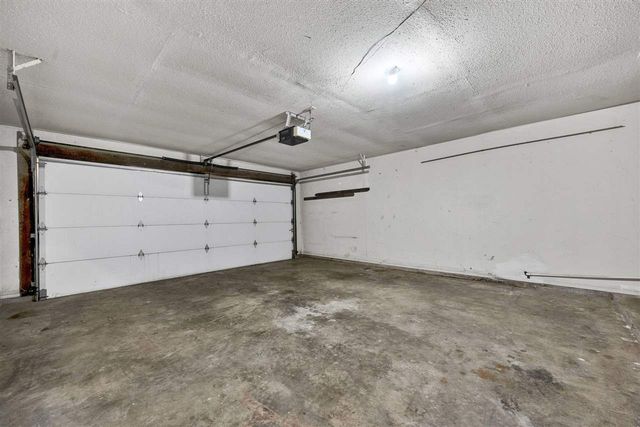 6942 SW Forest Ave, Lawton, OK 73505