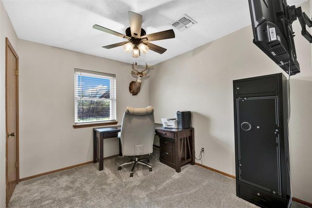 6942 SW Forest Ave, Lawton, OK 73505