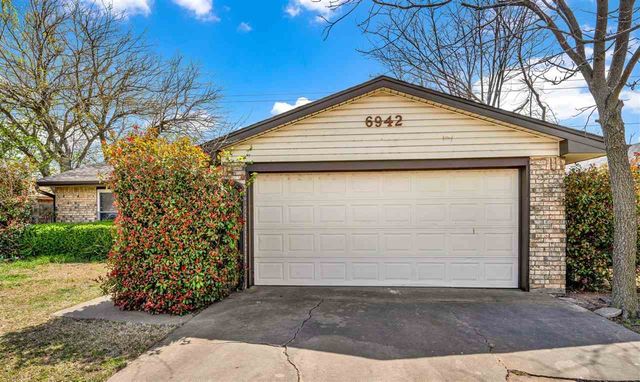 6942 SW Forest Ave, Lawton, OK 73505