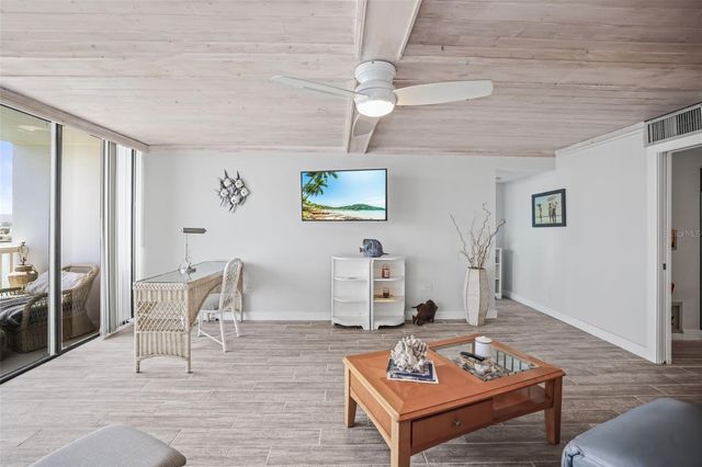 500 TREASURE ISLAND CAUSEWAY 610, Treasure Island, FL 33706